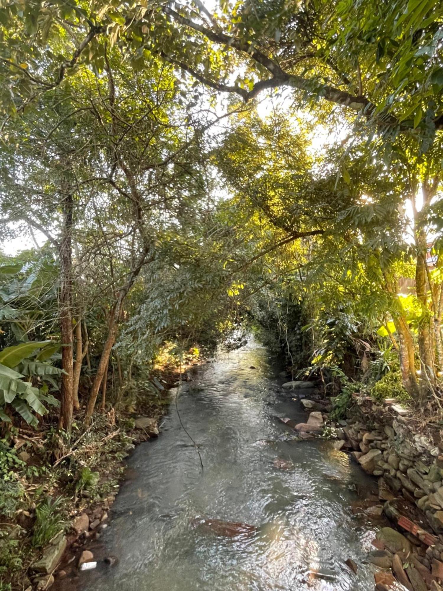 サンタ・クルス・ド・スル Casa Floratta - Proximo A Uniscヴィラ エクステリア 写真